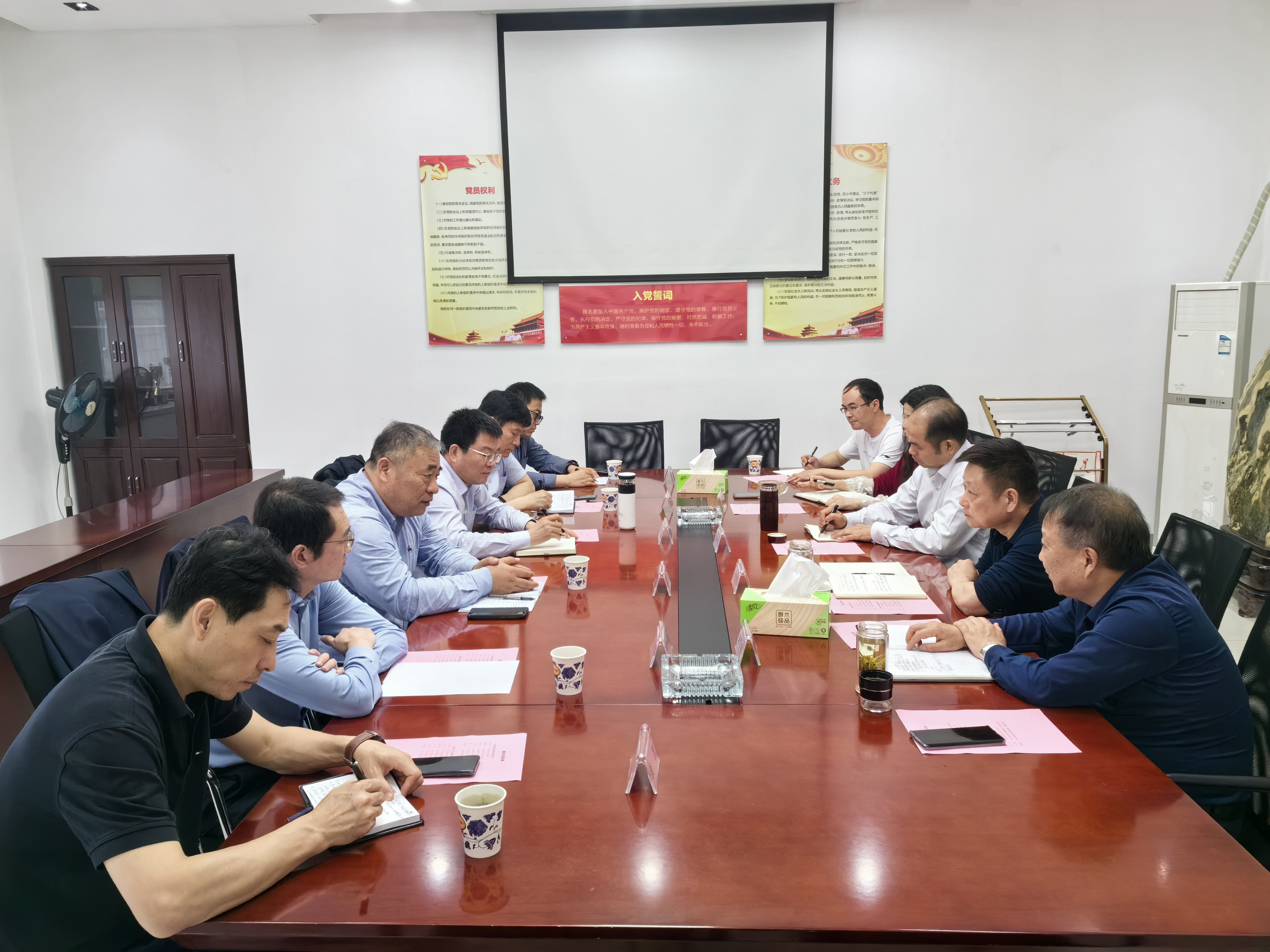 新澳门正版资料免费更新1181