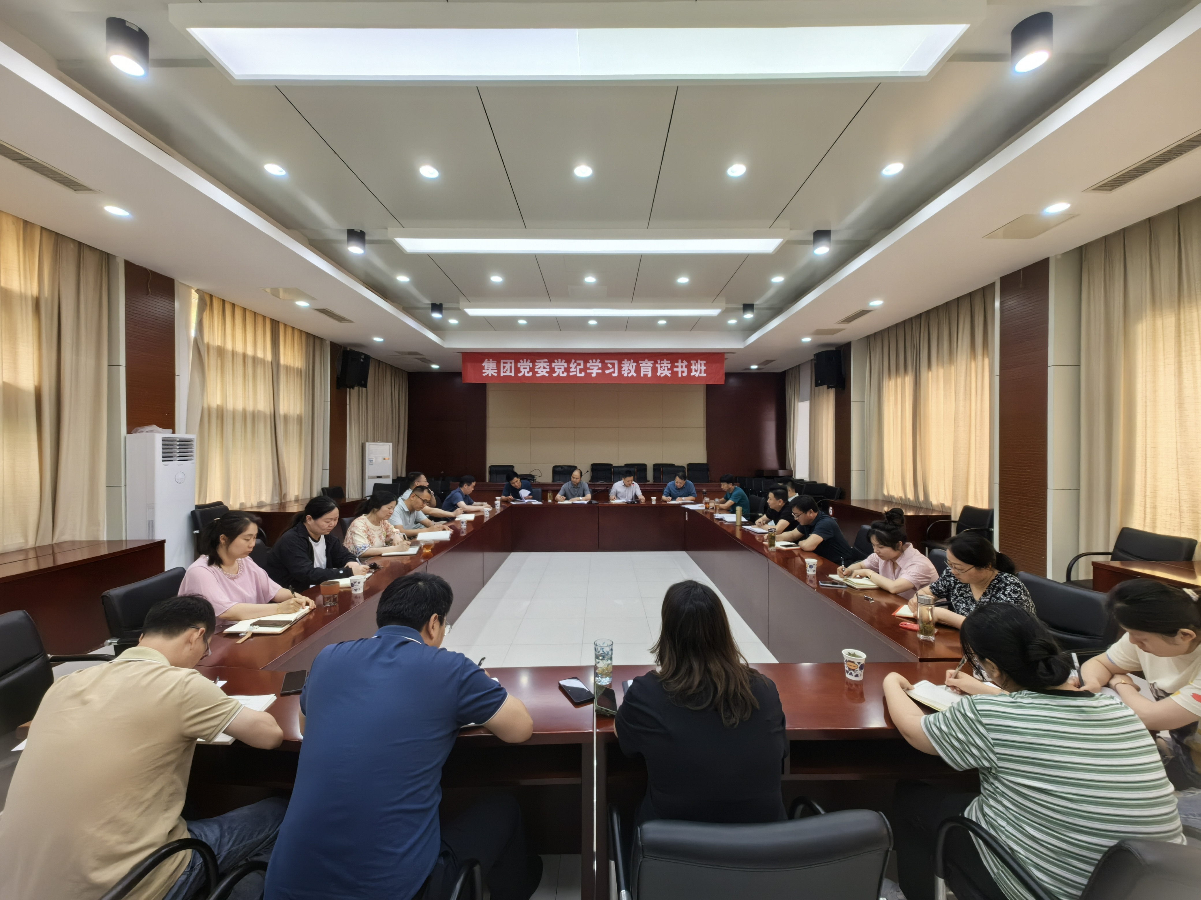 新澳门正版资料免费更新1181